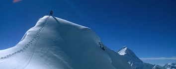 Lhakpa-Ri Peak Climbing